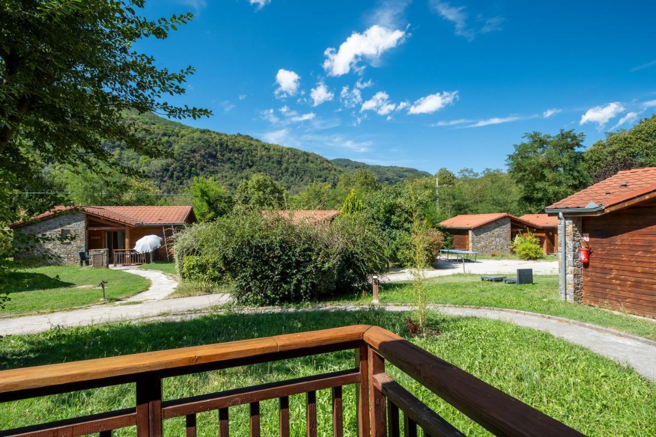 Le Hameau Du Comte De Foix - 11 Chalets En Ariege Mercus-Garrabet Εξωτερικό φωτογραφία