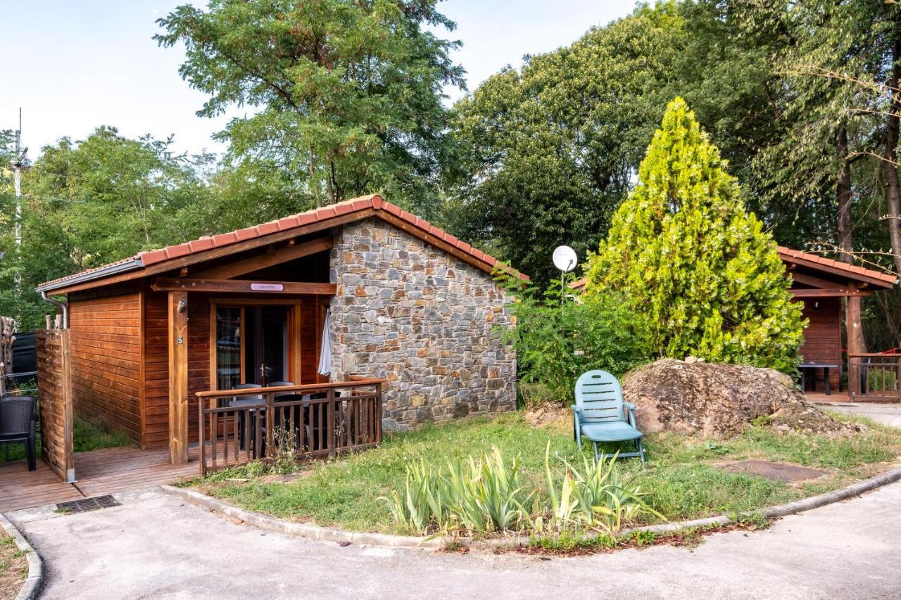 Le Hameau Du Comte De Foix - 11 Chalets En Ariege Mercus-Garrabet Εξωτερικό φωτογραφία